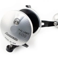 Accurate Boss Valiant Single Speed Lever Drag Reels